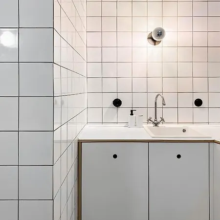 Appartement Trilogy Experimental *